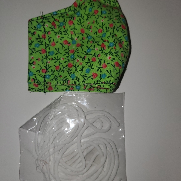 0-2 yr old Face Mask - Picture 2 of 4